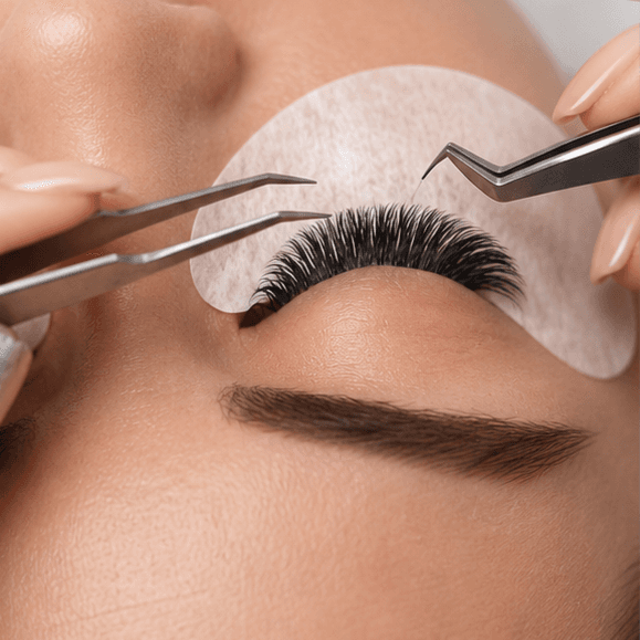 Hybrid Lash Maintenance Package at Evereal Esthetics in Oceanside, NY